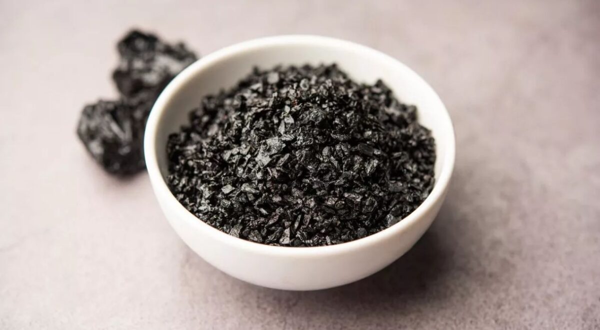 ما هو الشيلاجيت؟ وما هي ابرز فوائدة الصحية لجسم الانسان؟