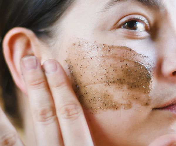 acure افضل مقشر للوجه 