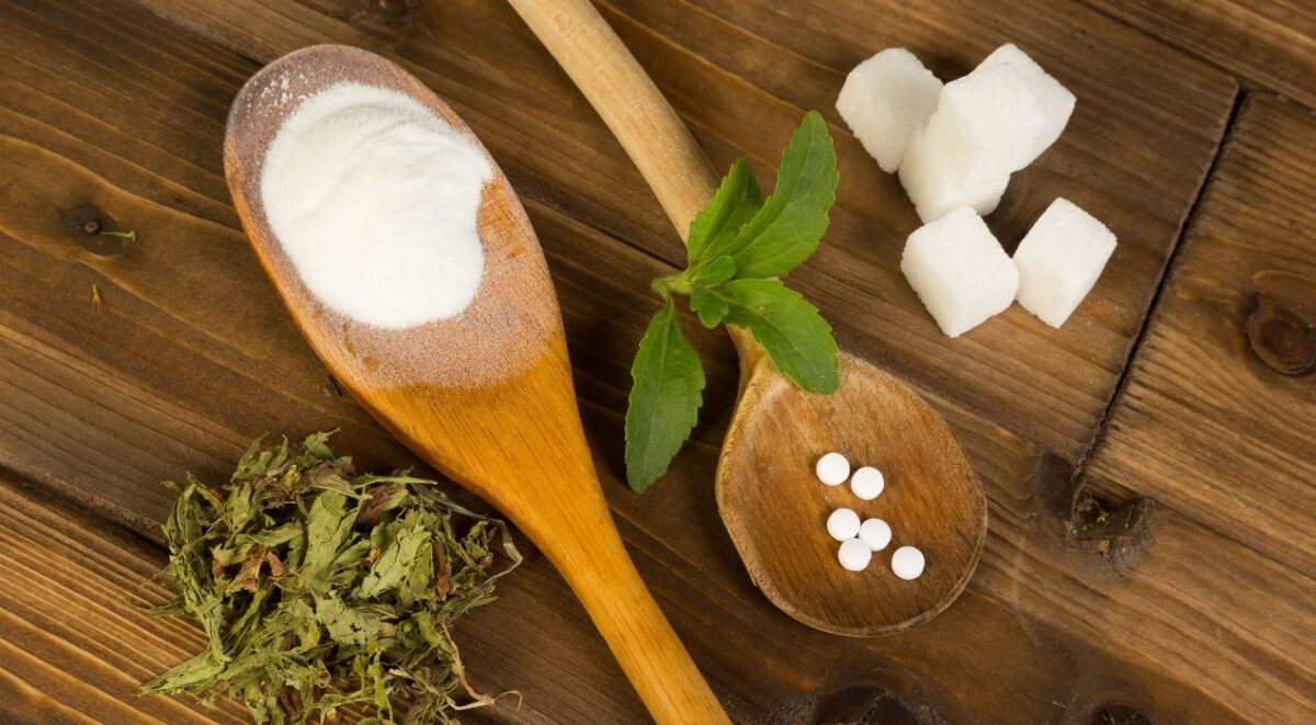 بديل صحي للسكر الابيض: افضل انواع سكر ستيفيا للتحلية 2025