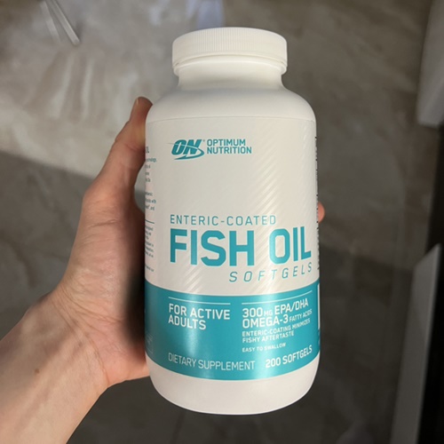 افضل 11 حبوب زيت السمك بالفوائد والاسعار